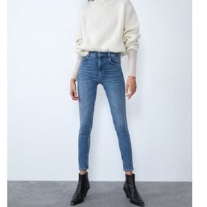 Worn once vintage high rise skinny jeans
